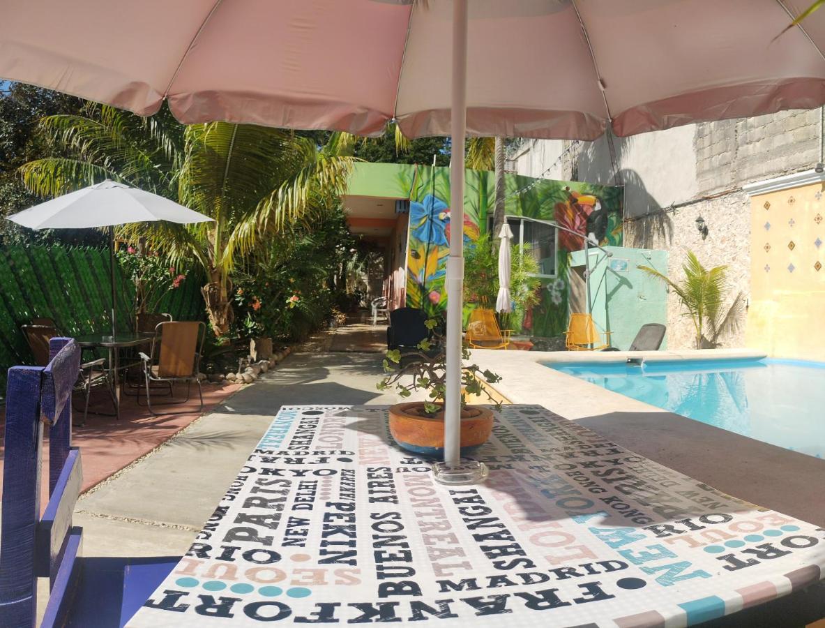 Casona Del Negro Aguilar Hotell Valladolid  Eksteriør bilde